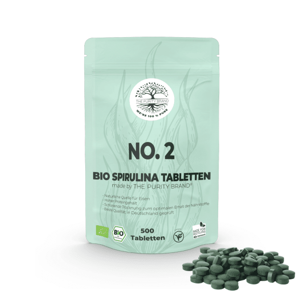 Vorderseite Bio Spirulina Tabletten mit Tabletten Haufen